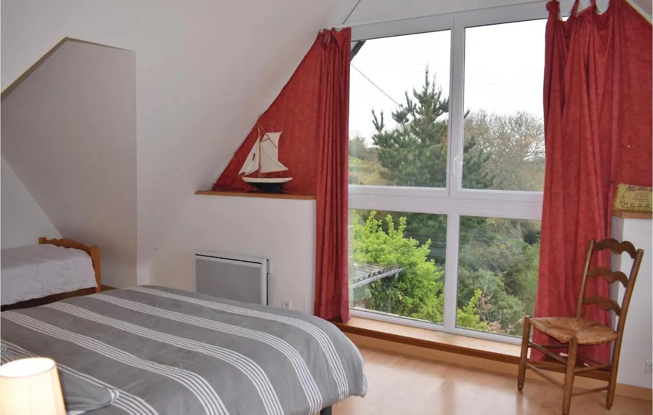 Amazing Home In Penvenan With Ethernet Internet 0*,