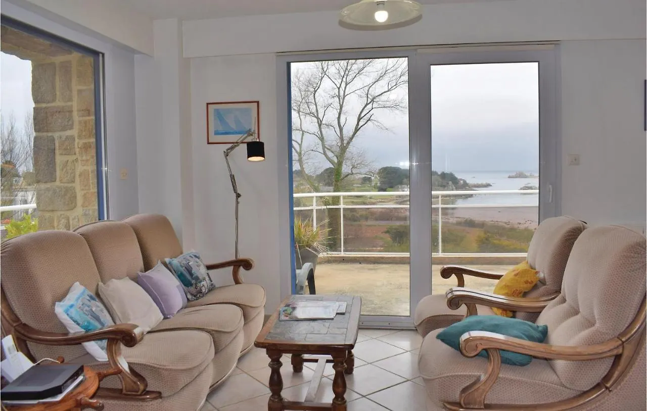 Amazing Home In Penvenan With Ethernet Internet