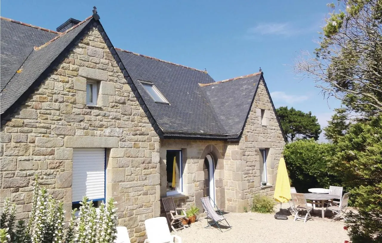 Amazing Home In Penvenan With Ethernet Internet